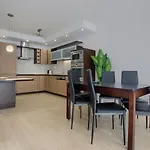 דירה Jantar 600m Do Morza, Ogrodek, Grill, Dwie Sypialnie, Przestrzen