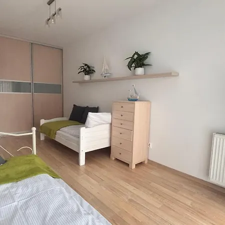 Jantar 600m Do Morza, Ogrodek, Grill, Dwie Sypialnie, Przestrzen アパート コウォブジェク