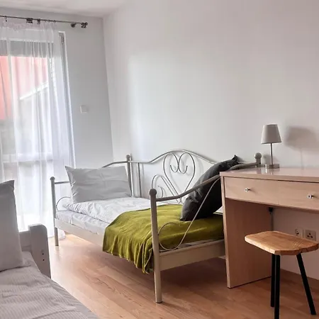 アパート Jantar 600m Do Morza, Ogrodek, Grill, Dwie Sypialnie, Przestrzen