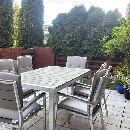 アパート Jantar 600m Do Morza, Ogrodek, Grill, Dwie Sypialnie, Przestrzen *